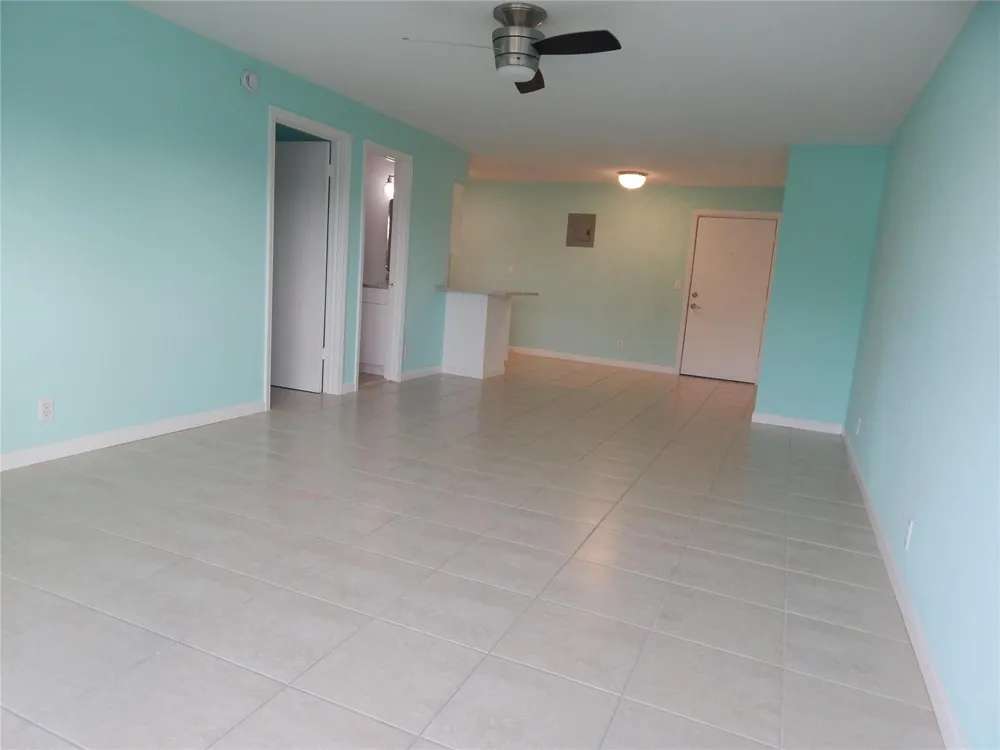 3220 Bayview Drive #314 Fort Lauderdale, FL 33306