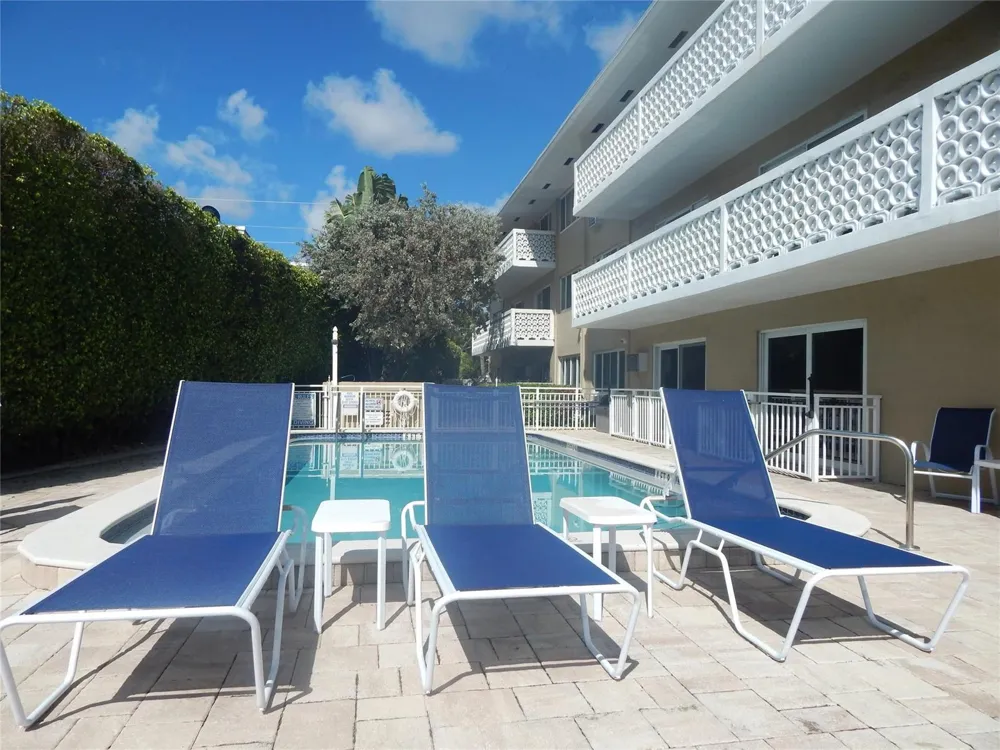 3220 Bayview Drive #314 Fort Lauderdale, FL 33306