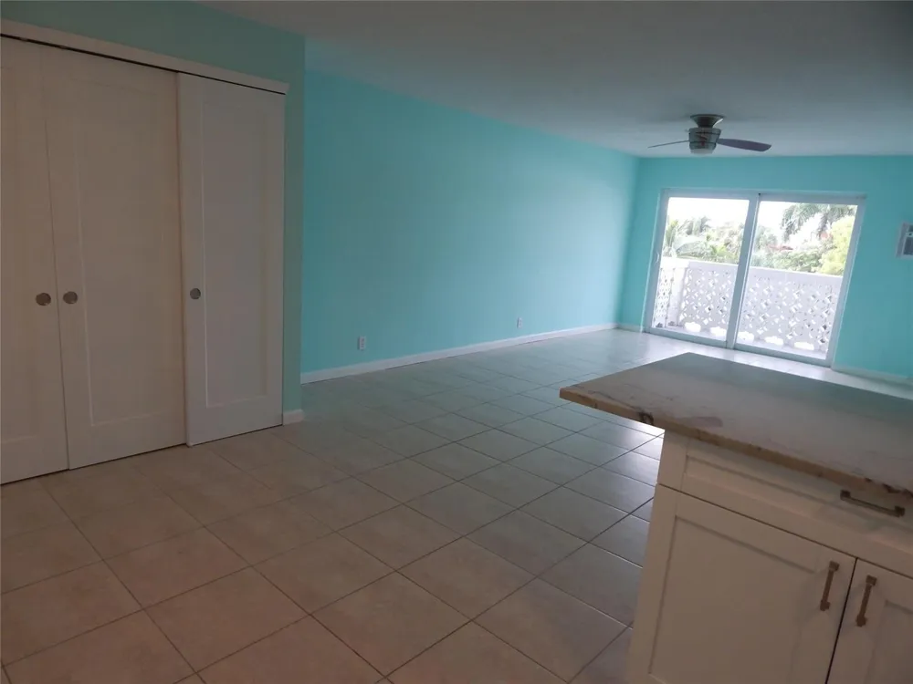 3220 Bayview Drive #314 Fort Lauderdale, FL 33306