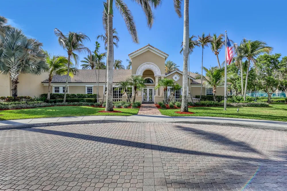 278 Village Boulevard #8208 Tequesta, FL 33469