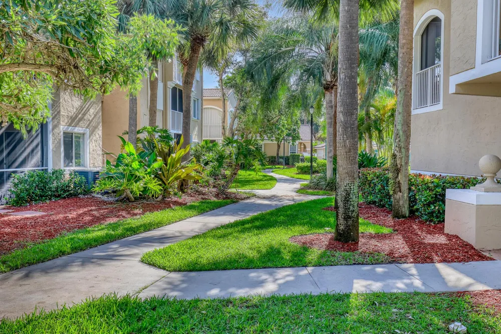 278 Village Boulevard #8208 Tequesta, FL 33469
