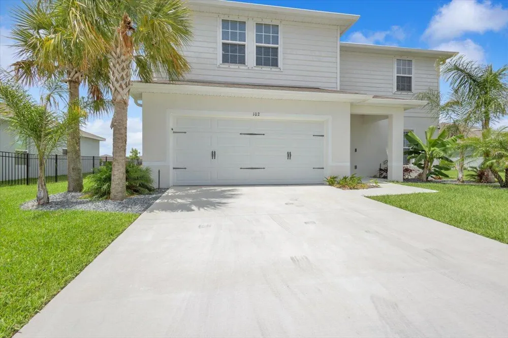 102 Pummelo Place Fort Pierce, FL 34981