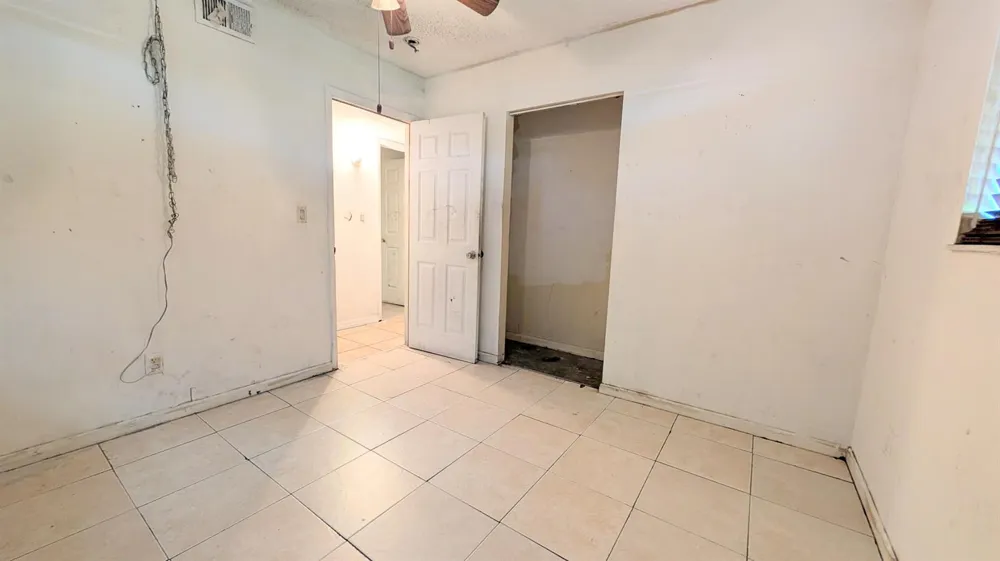 455 Janice Avenue South Bay, FL 33493