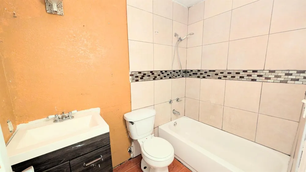 455 Janice Avenue South Bay, FL 33493