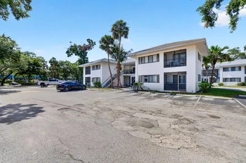 2550 SW 18th Terrace #2111