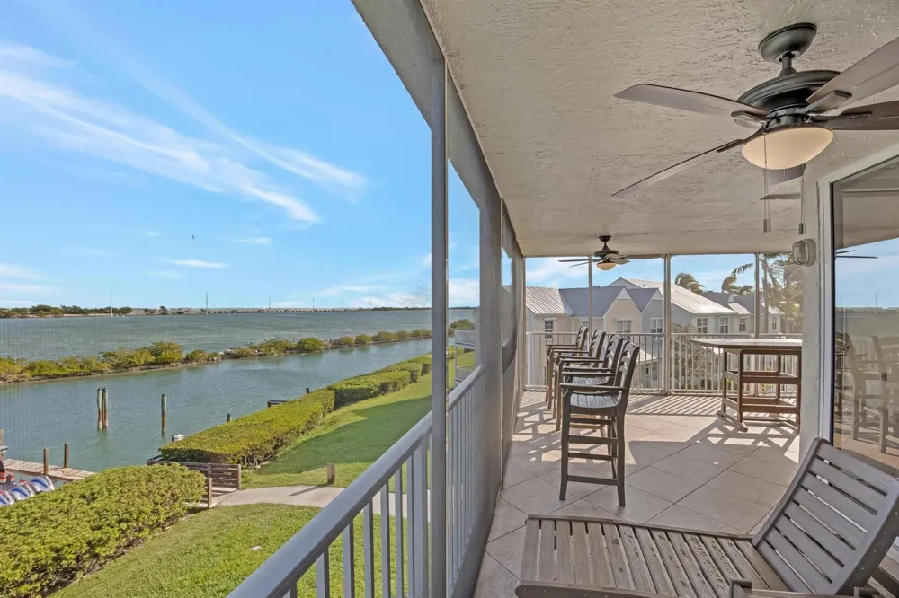4303 Marina Villas Drive 