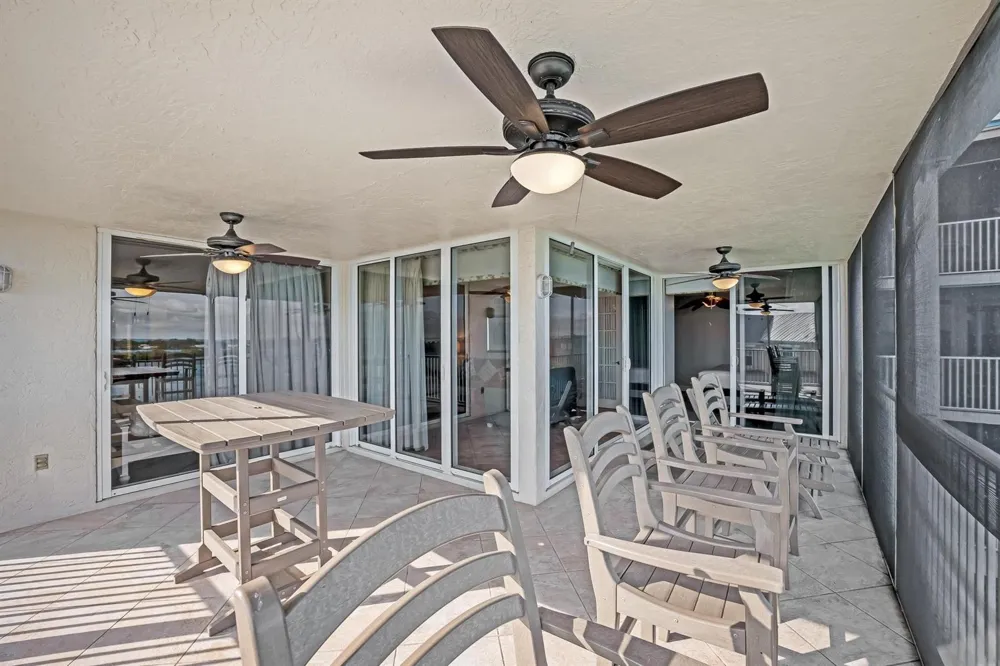 4303 Marina Villas Drive 