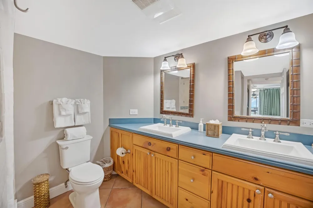 4303 Marina Villas Drive 