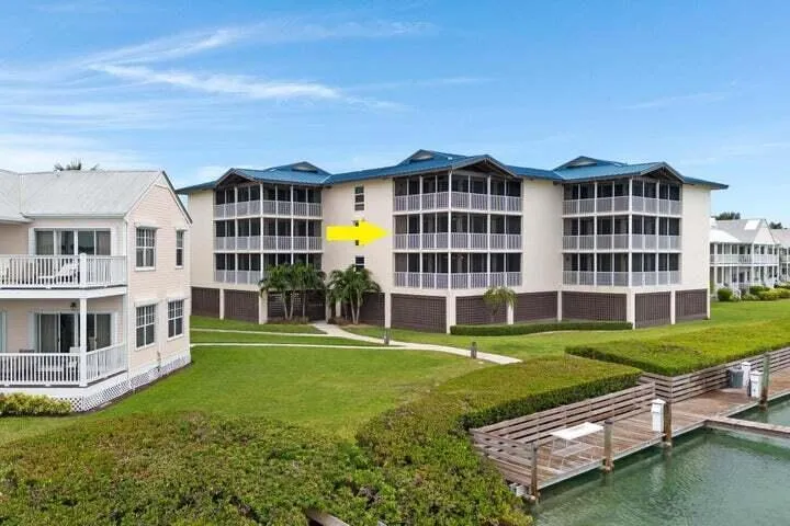 4303 Marina Villas Drive 