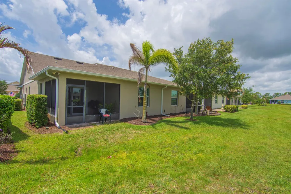 5932 Spicewood Lane Vero Beach, FL 32966
