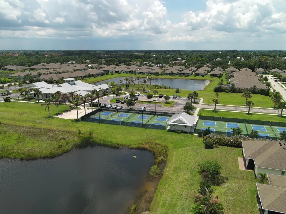 5932 Spicewood Lane Vero Beach, FL 32966