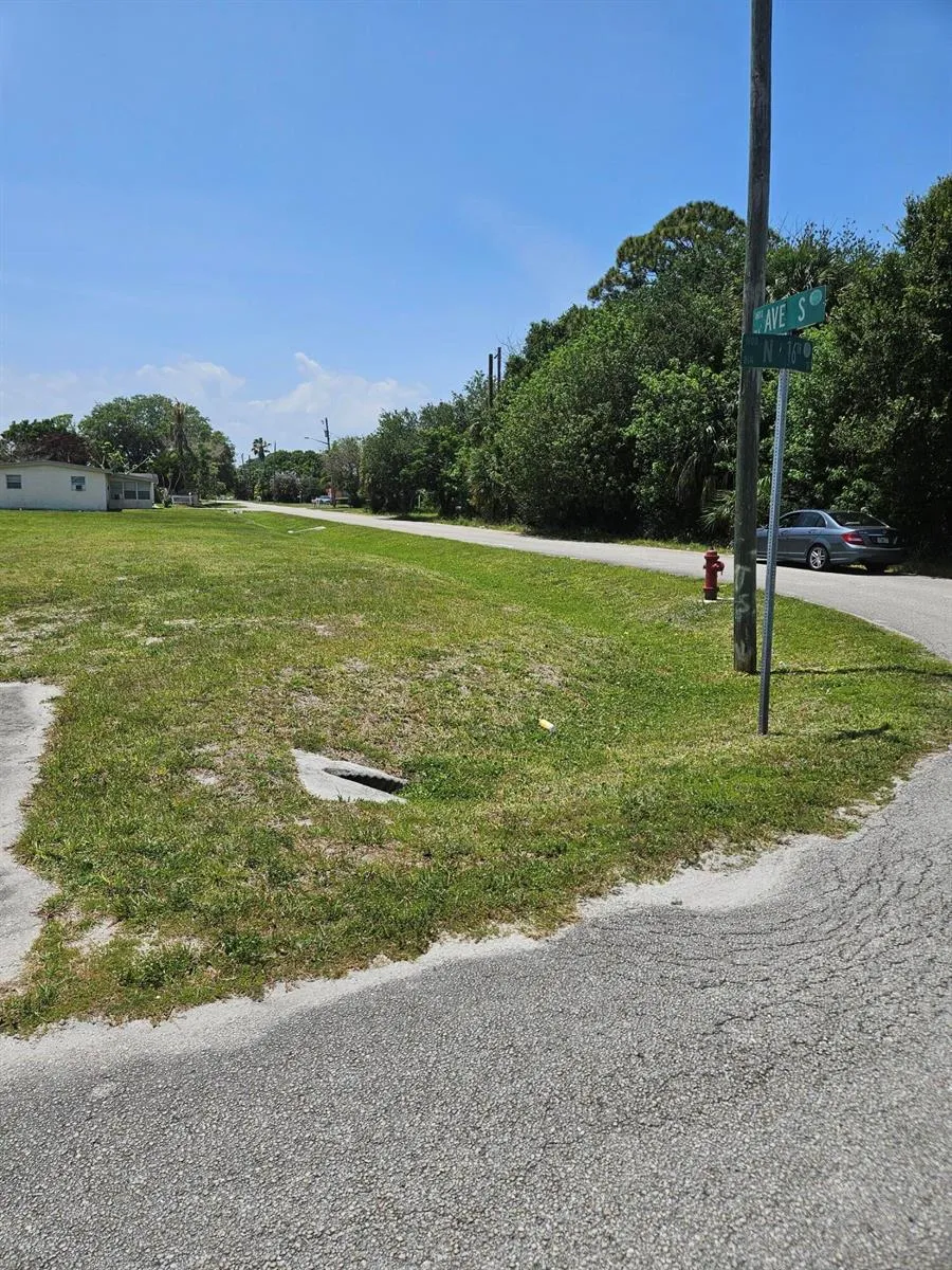 1909 16th Street Fort Pierce, FL 34950
