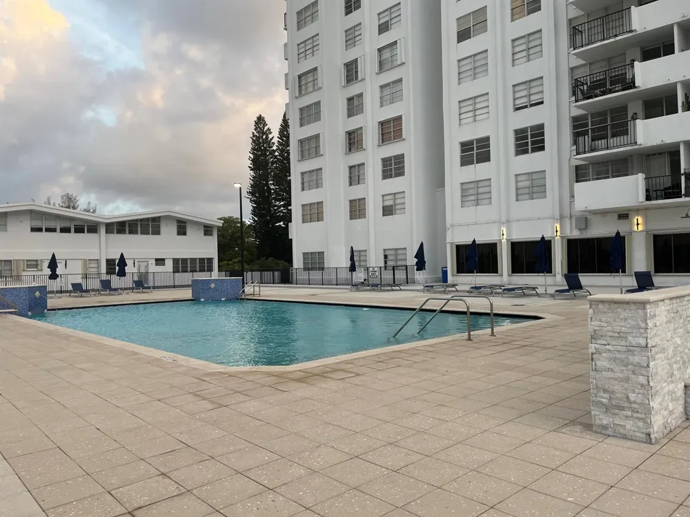 2750 NE 183rd Street #Ph Aventura, FL 33160