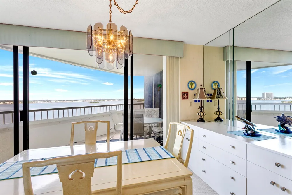 5070 Ocean Drive #10c Singer Island, FL 33404