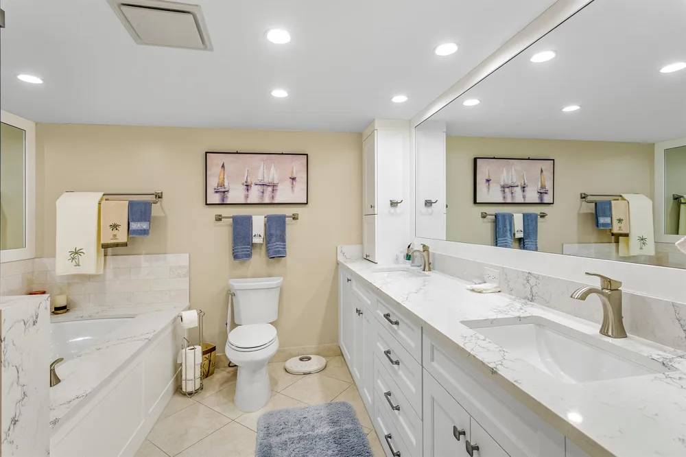 5070 Ocean Drive #10c Singer Island, FL 33404