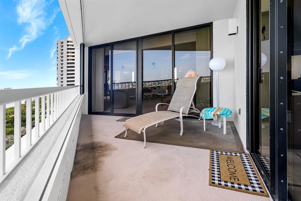 5070 Ocean Drive #10c Singer Island, FL 33404