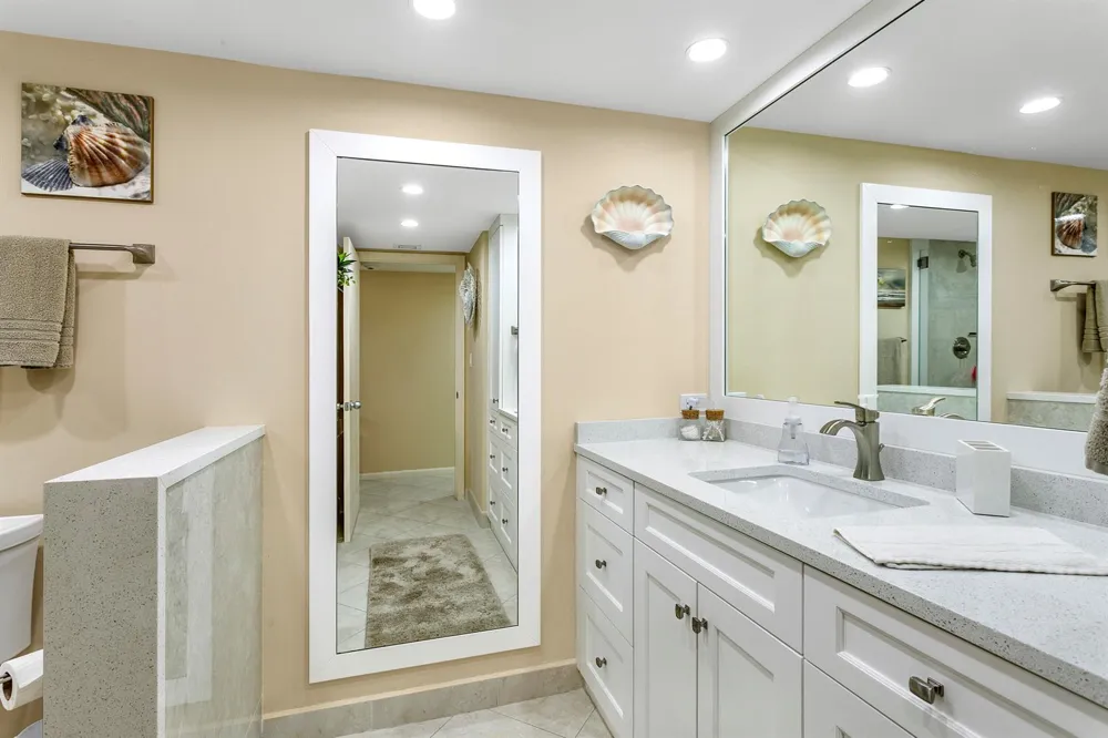 5070 Ocean Drive #10c Singer Island, FL 33404