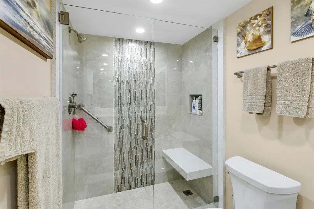 5070 Ocean Drive #10c Singer Island, FL 33404