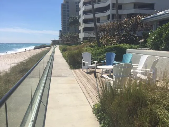 5070 Ocean Drive #10c Singer Island, FL 33404