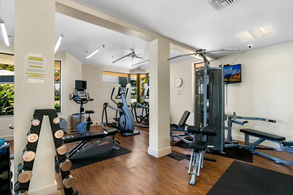 5070 Ocean Drive #10c Singer Island, FL 33404