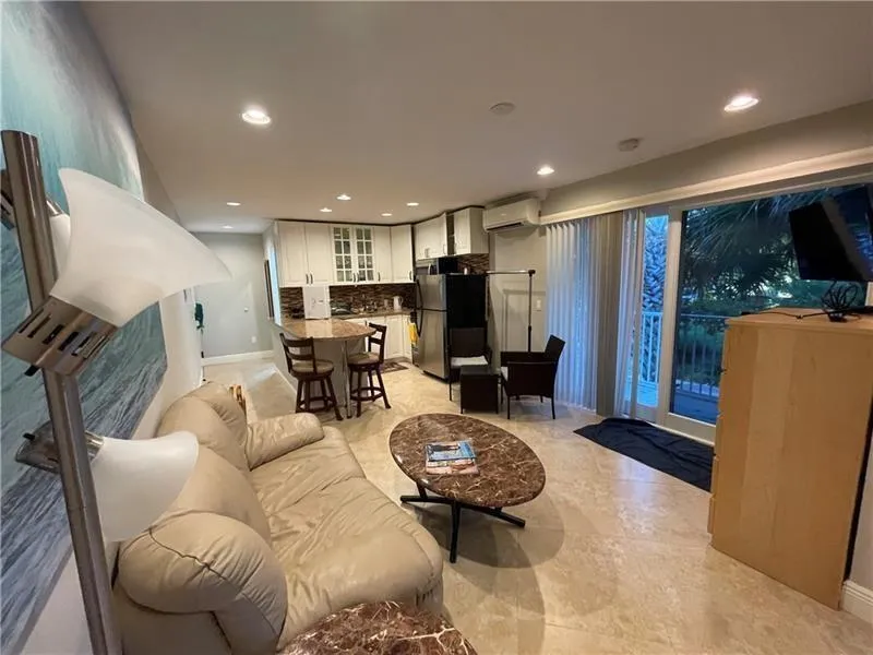 4564 El Mar Drive #6 Lauderdale By The Sea, FL 33308