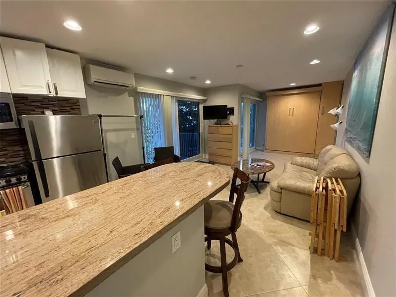 4564 El Mar Drive #6 Lauderdale By The Sea, FL 33308