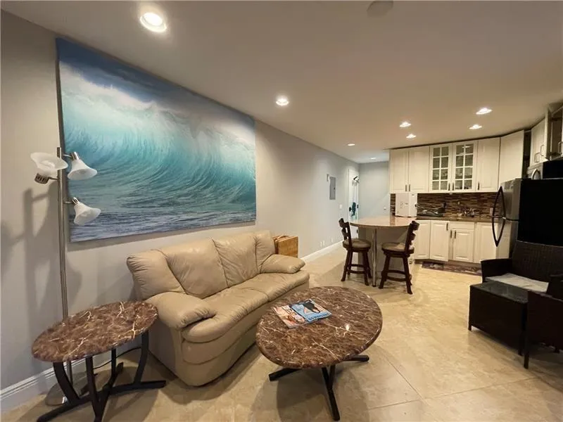 4564 El Mar Drive #6 Lauderdale By The Sea, FL 33308