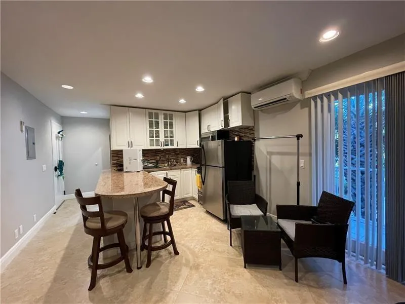 4564 El Mar Drive #6 Lauderdale By The Sea, FL 33308