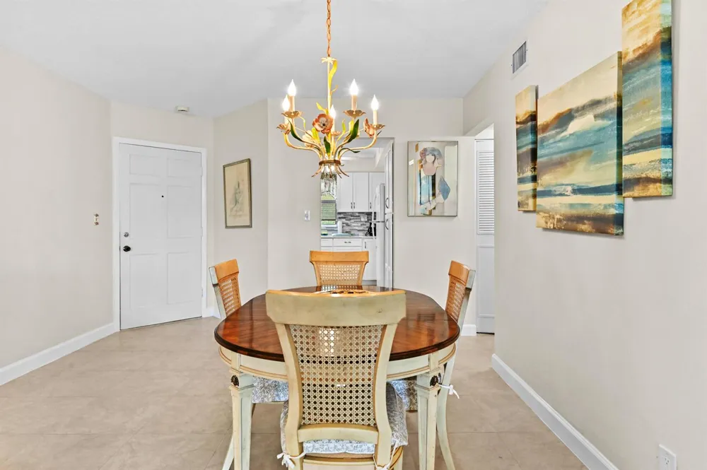 5540 Ocean Boulevard #107 Ocean Ridge, FL 33435