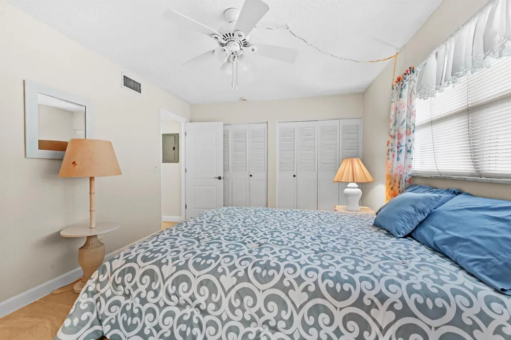 5540 Ocean Boulevard #107 Ocean Ridge, FL 33435