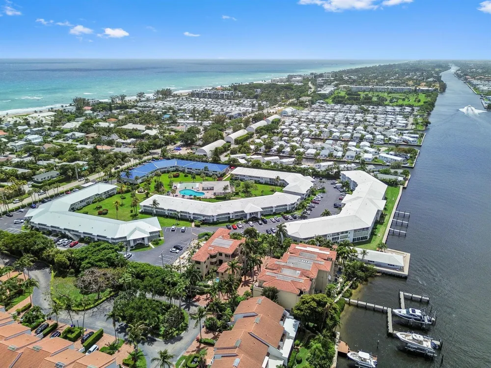 5540 Ocean Boulevard #107 Ocean Ridge, FL 33435