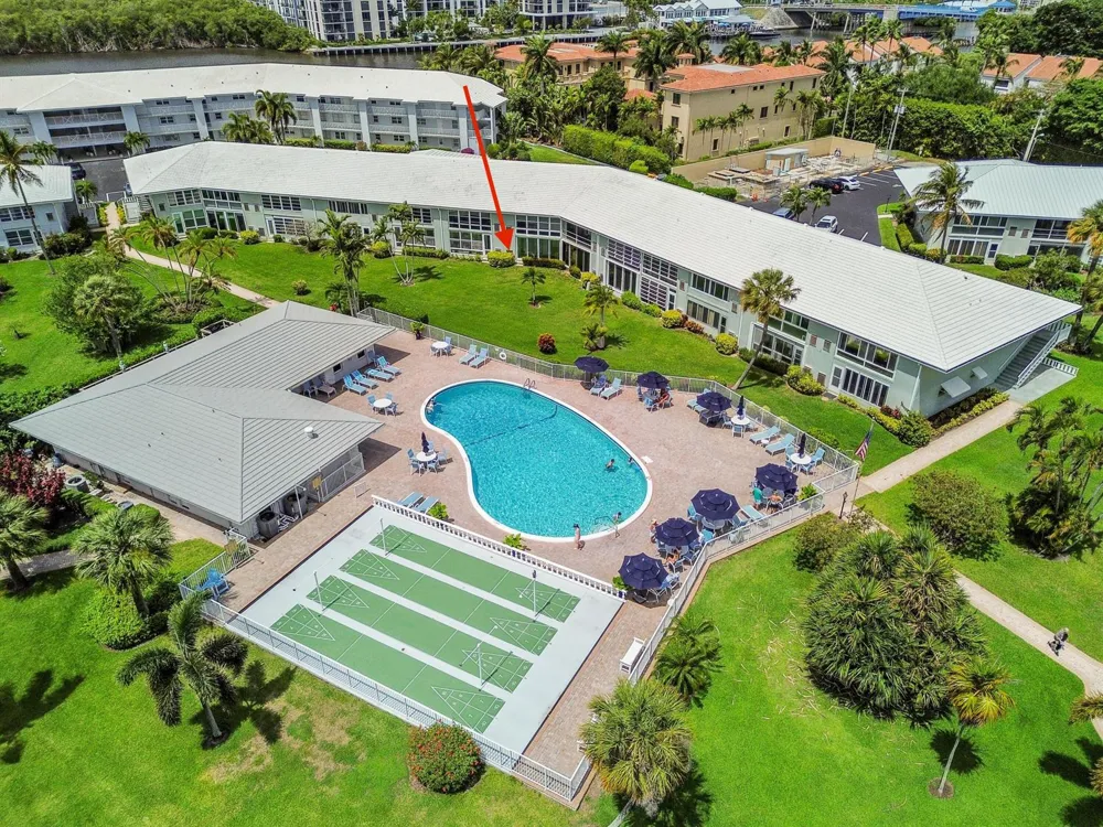 5540 Ocean Boulevard #107 Ocean Ridge, FL 33435