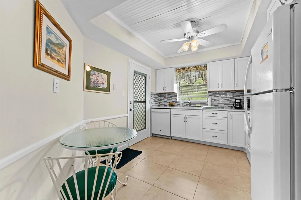 5540 Ocean Boulevard #107 Ocean Ridge, FL 33435