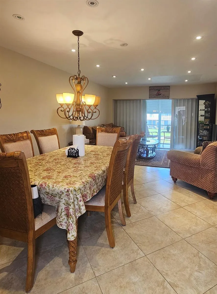 504 Davis Road #96 Palm Springs, FL 33461