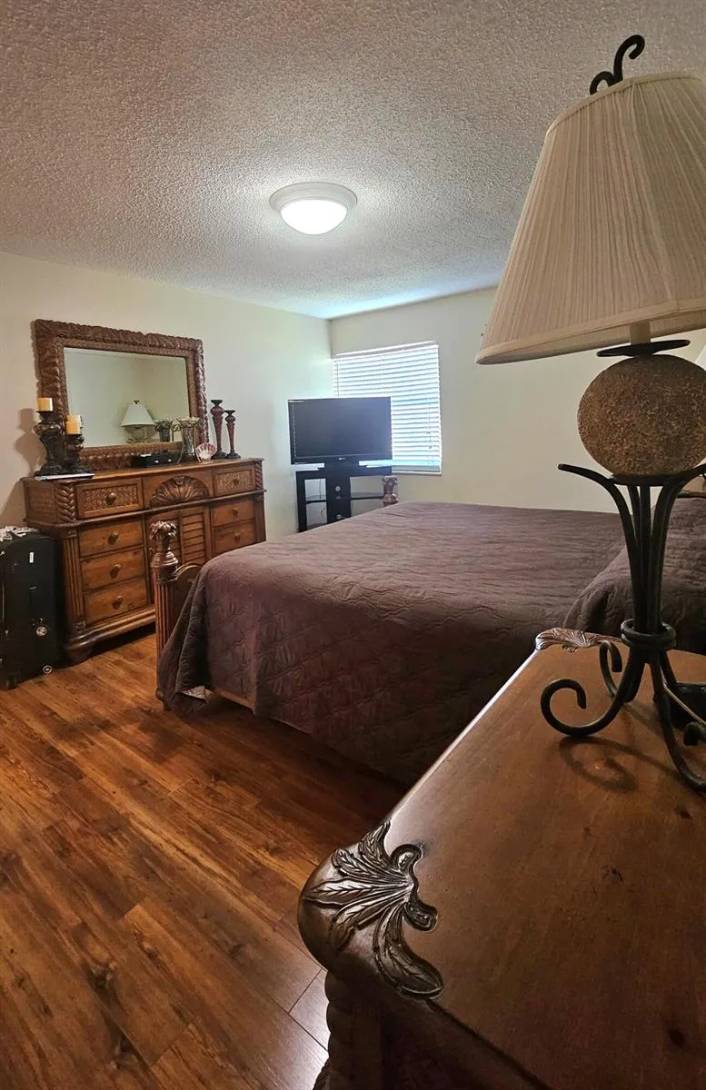 504 Davis Road #96 Palm Springs, FL 33461