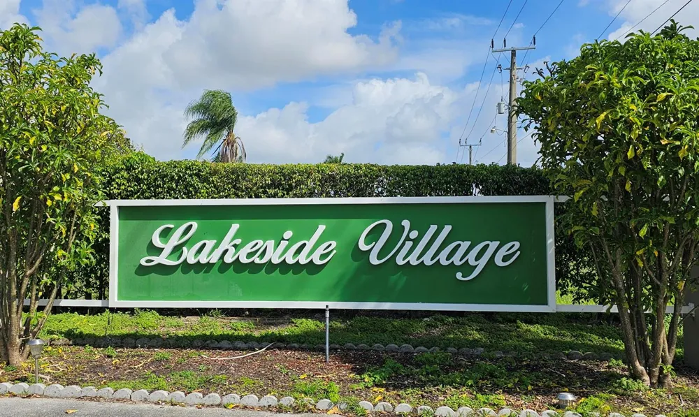 504 Davis Road #96 Palm Springs, FL 33461