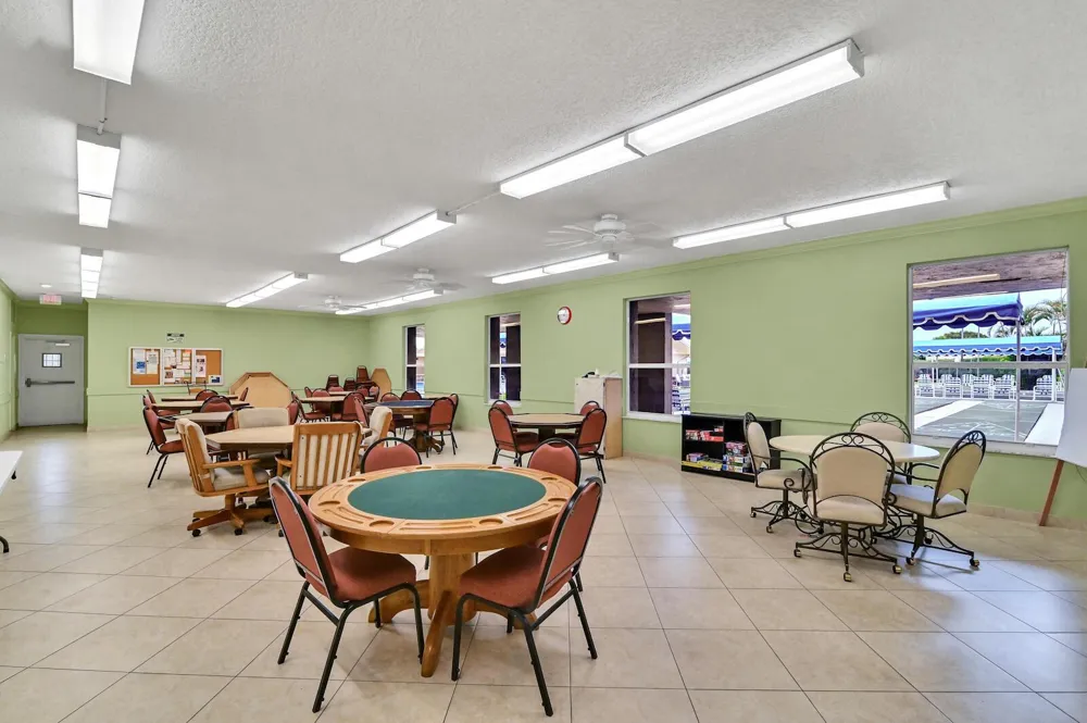 504 Davis Road #96 Palm Springs, FL 33461