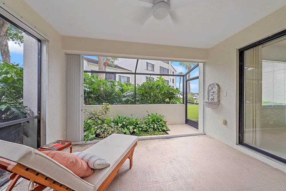 811 Oak Harbour Drive Juno Beach, FL 33408