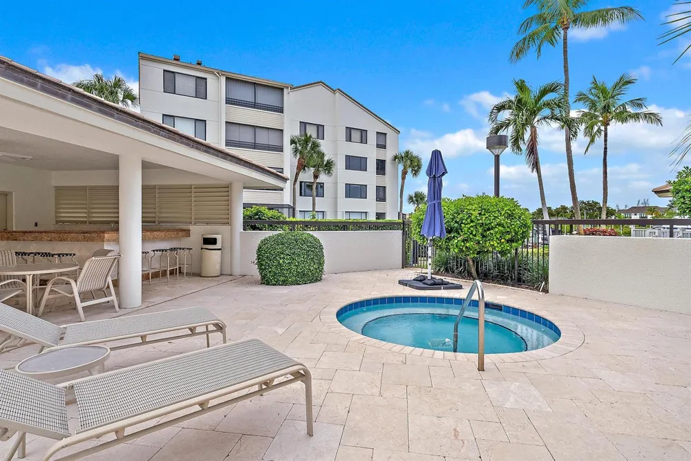 811 Oak Harbour Drive Juno Beach, FL 33408