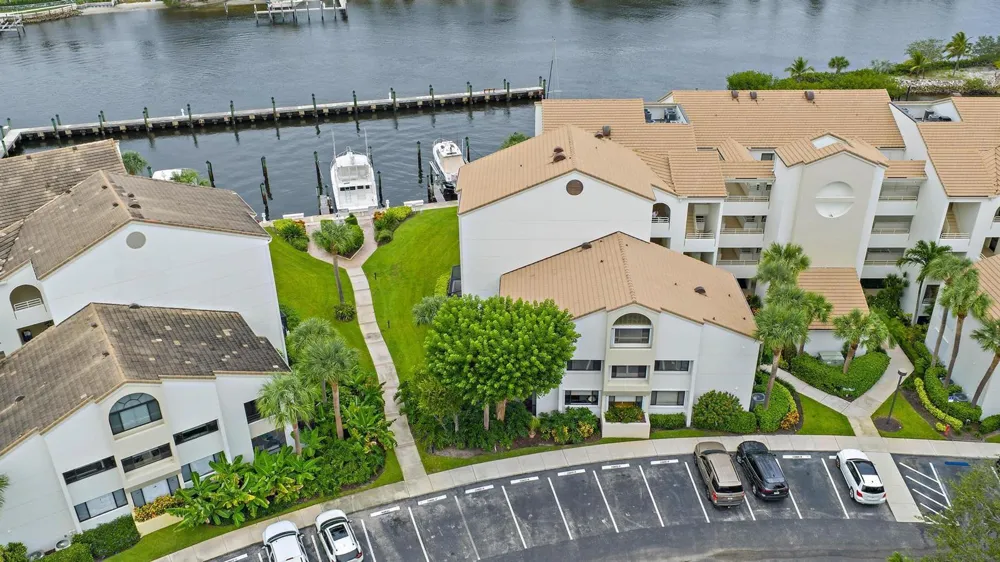 811 Oak Harbour Drive Juno Beach, FL 33408