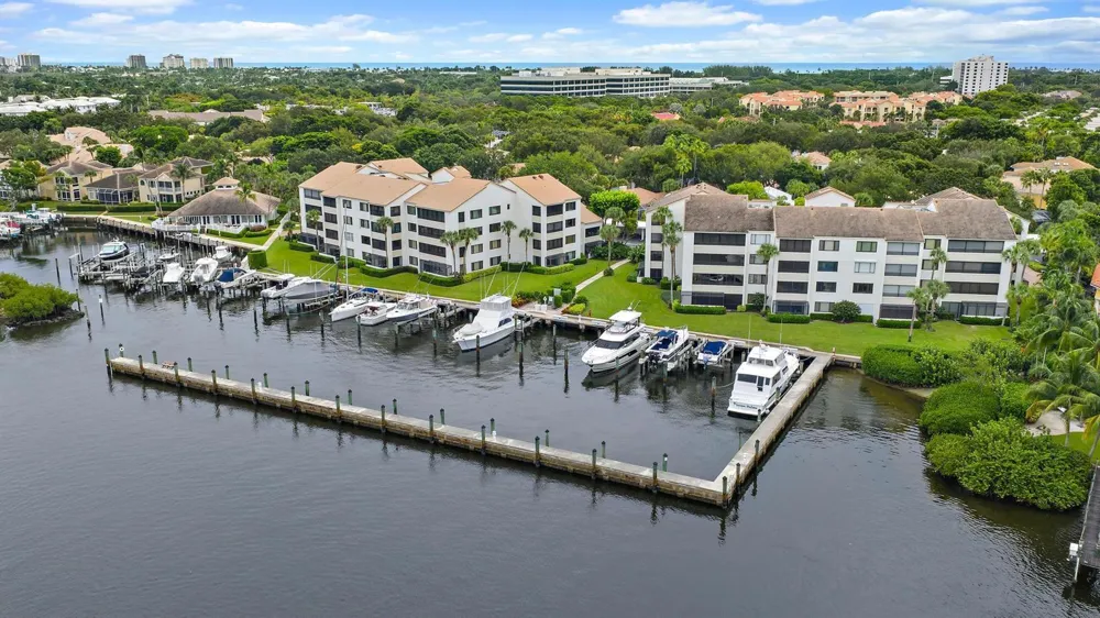811 Oak Harbour Drive Juno Beach, FL 33408