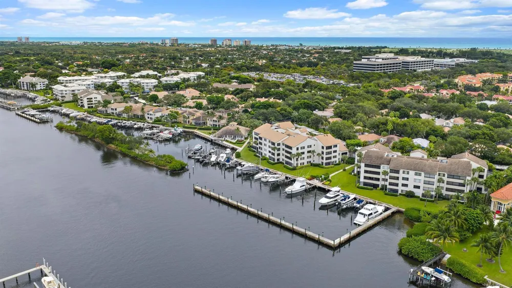 811 Oak Harbour Drive Juno Beach, FL 33408