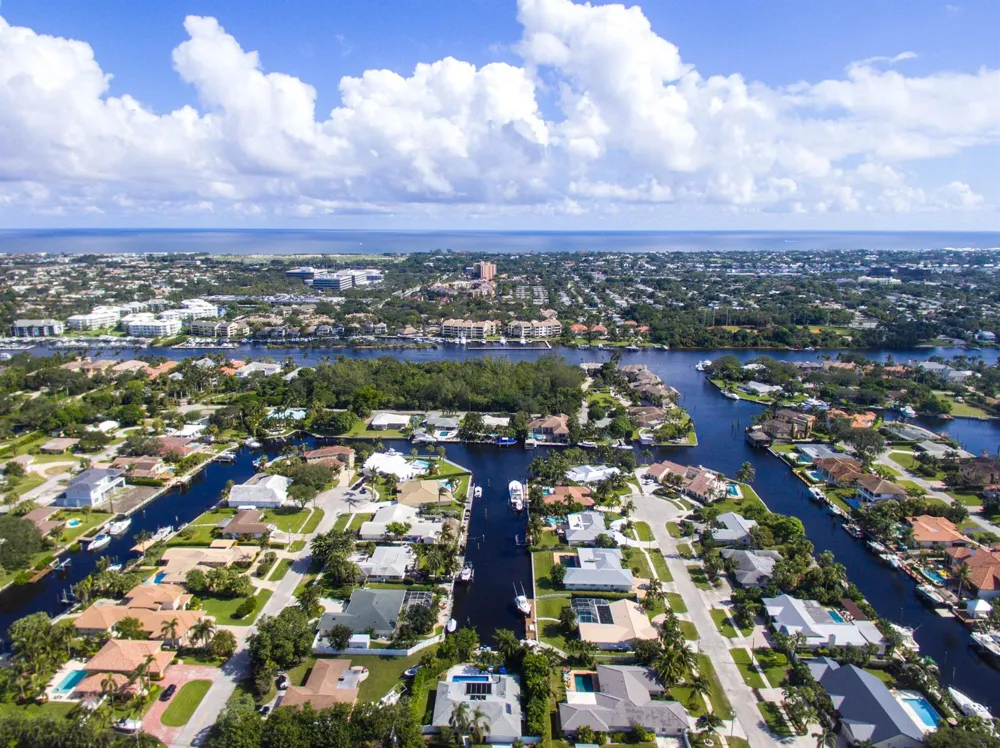 811 Oak Harbour Drive Juno Beach, FL 33408