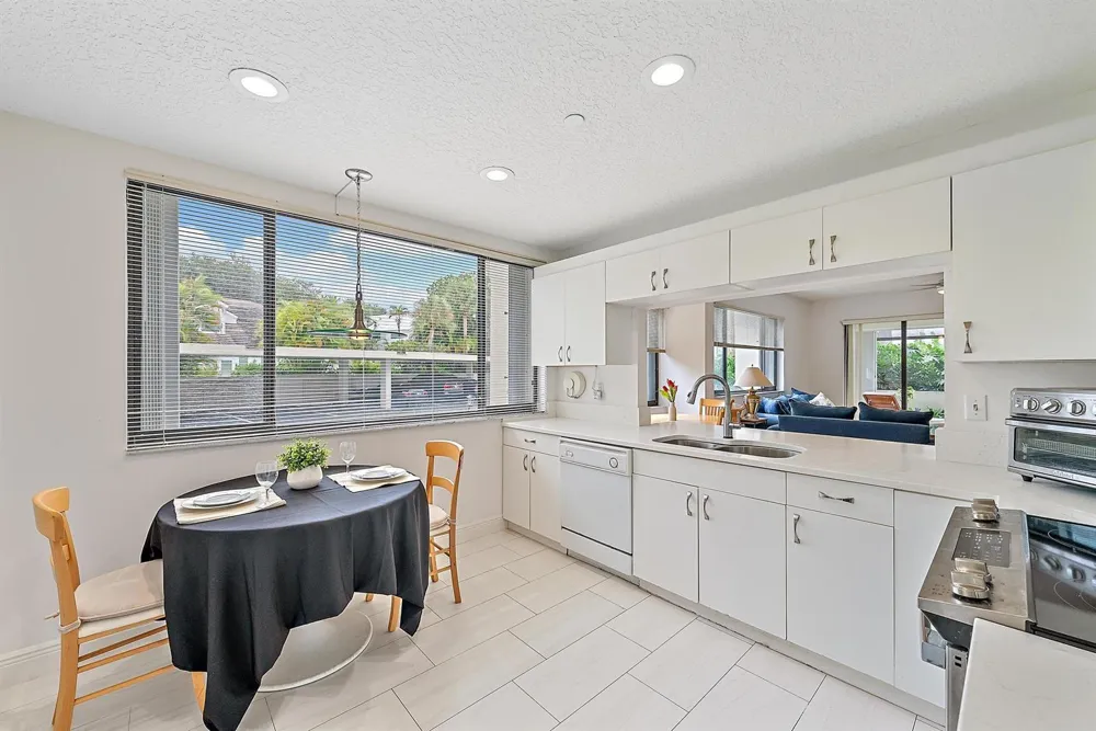 811 Oak Harbour Drive Juno Beach, FL 33408