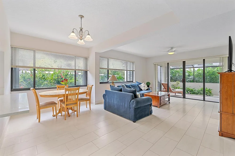 811 Oak Harbour Drive Juno Beach, FL 33408