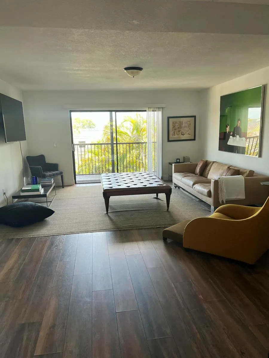 327 Southwind Drive #304 North Palm Beach, FL 33408