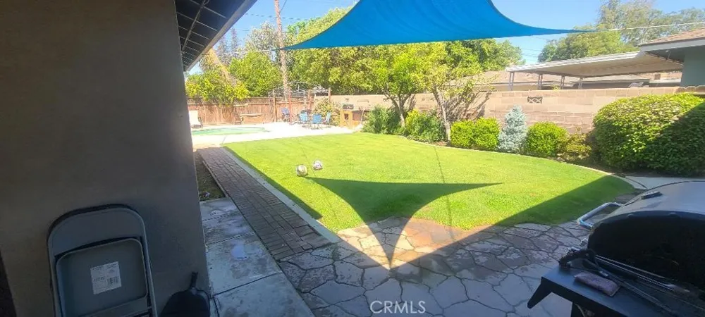 2429 C Bakersfield, CA 93301