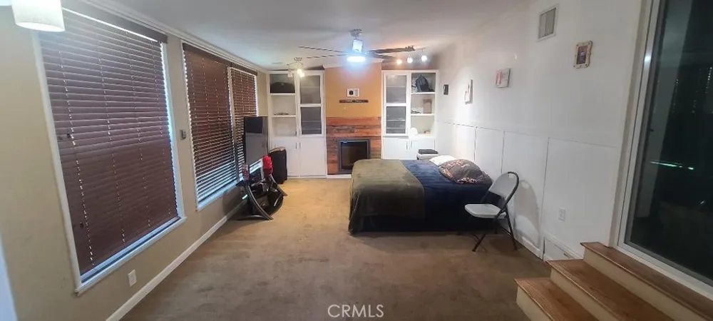 2429 C Bakersfield, CA 93301