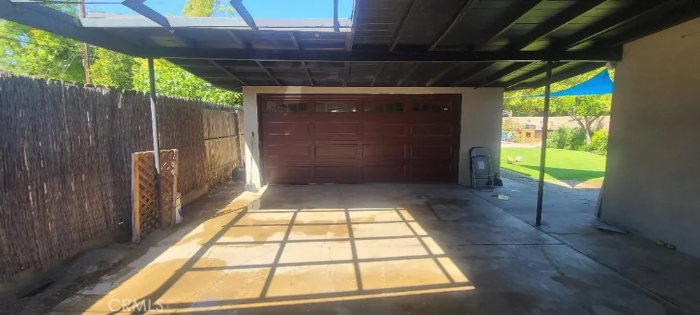 2429 C Bakersfield, CA 93301