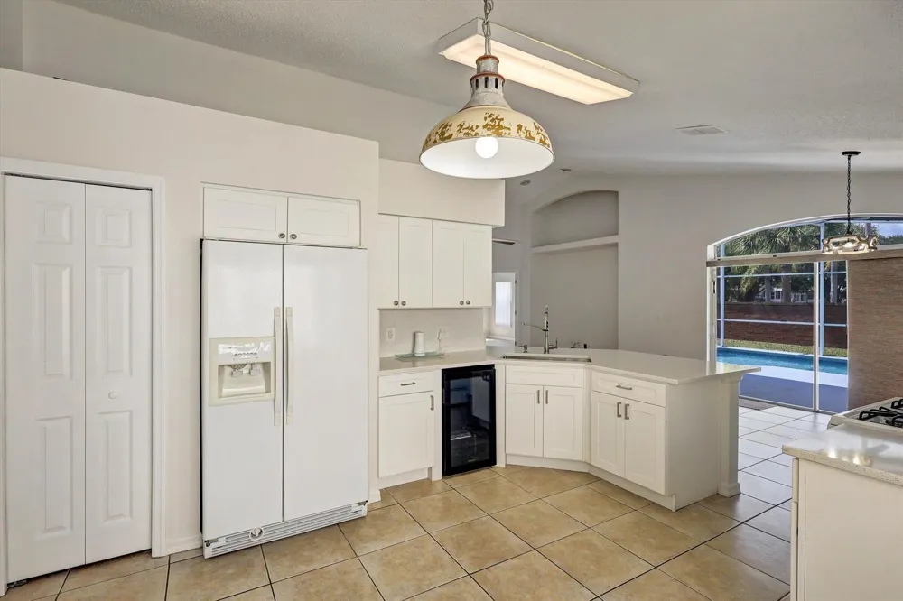 1175 Jaybee Avenue Davenport, FL 33897